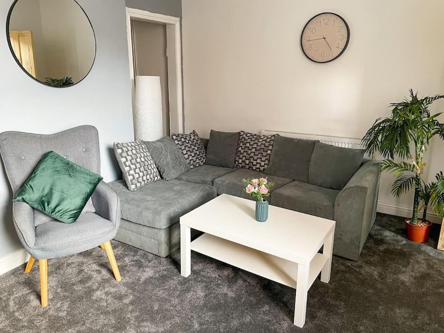Perfect For Contractors & Families! 7 Beds Free Parking Apartment Birmingham Bagian luar foto